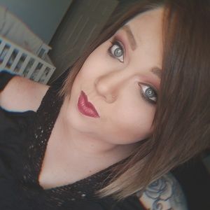 Meet your Posher, Kaitlyn